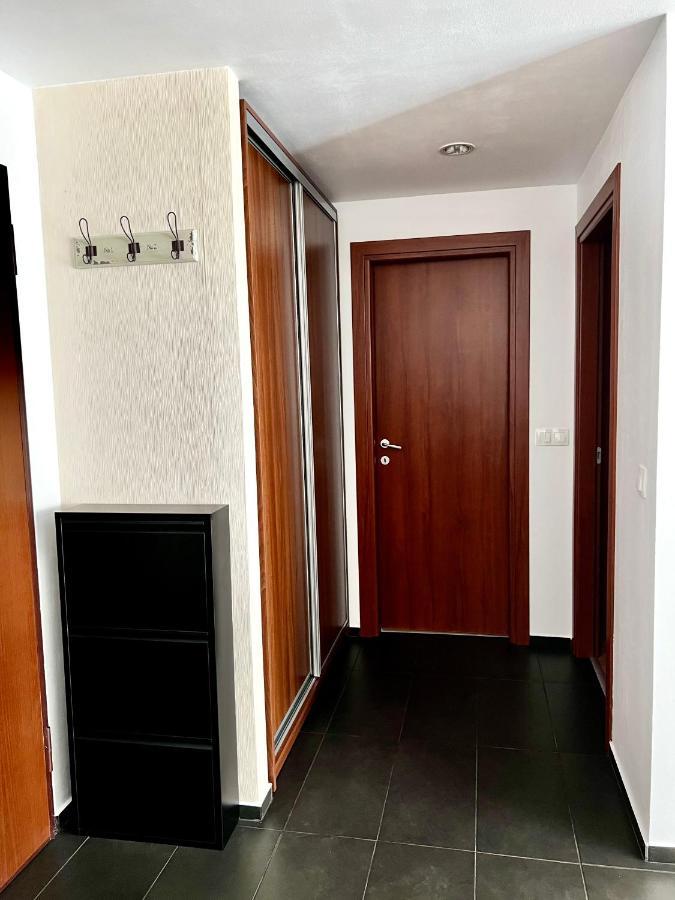 Wood Story - Modern 1Br Apt Near City Center With Parking Bucarest Esterno foto