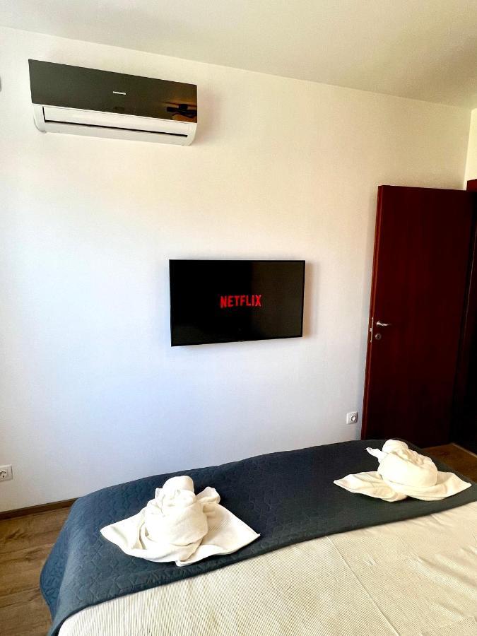 Wood Story - Modern 1Br Apt Near City Center With Parking Bucarest Esterno foto